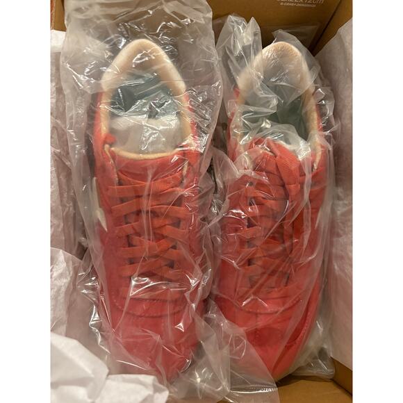 Dr. Scholl’s Time Off Win SIZE 9.5 BRAND NEW IN BOX Platform Sneakers Red Cherry - Picture 8 of 8